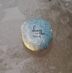 Meet your Posher, Dee